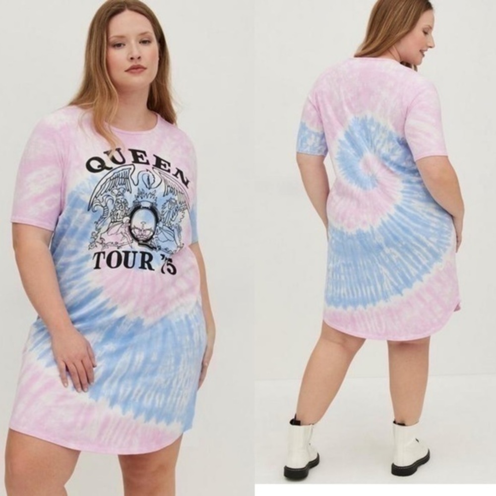 Torrid X Queen Dress Size 1